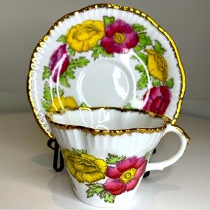 EUC Vtg Salisbury Bone China Teacup and Saucer Iceland Poppy Yellow Pink Poppies